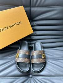 Picture of Louis Vuitton Slippers _SKULVsz38-44jyh02041472